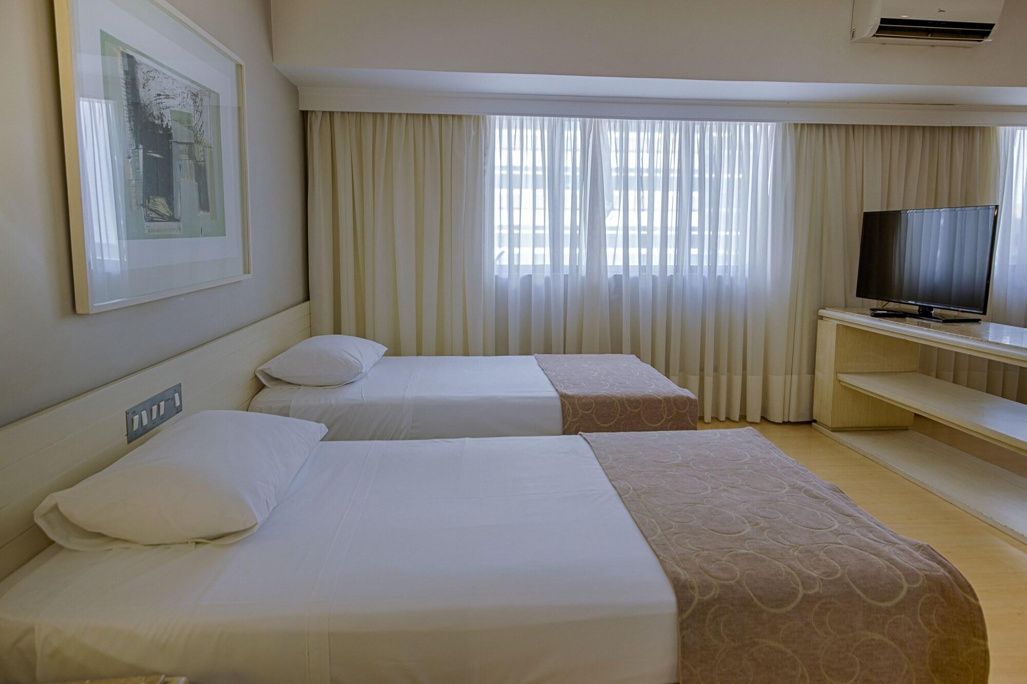 Hotel Victoria Villa Curitiba By Nacional Inn Eksteriør billede