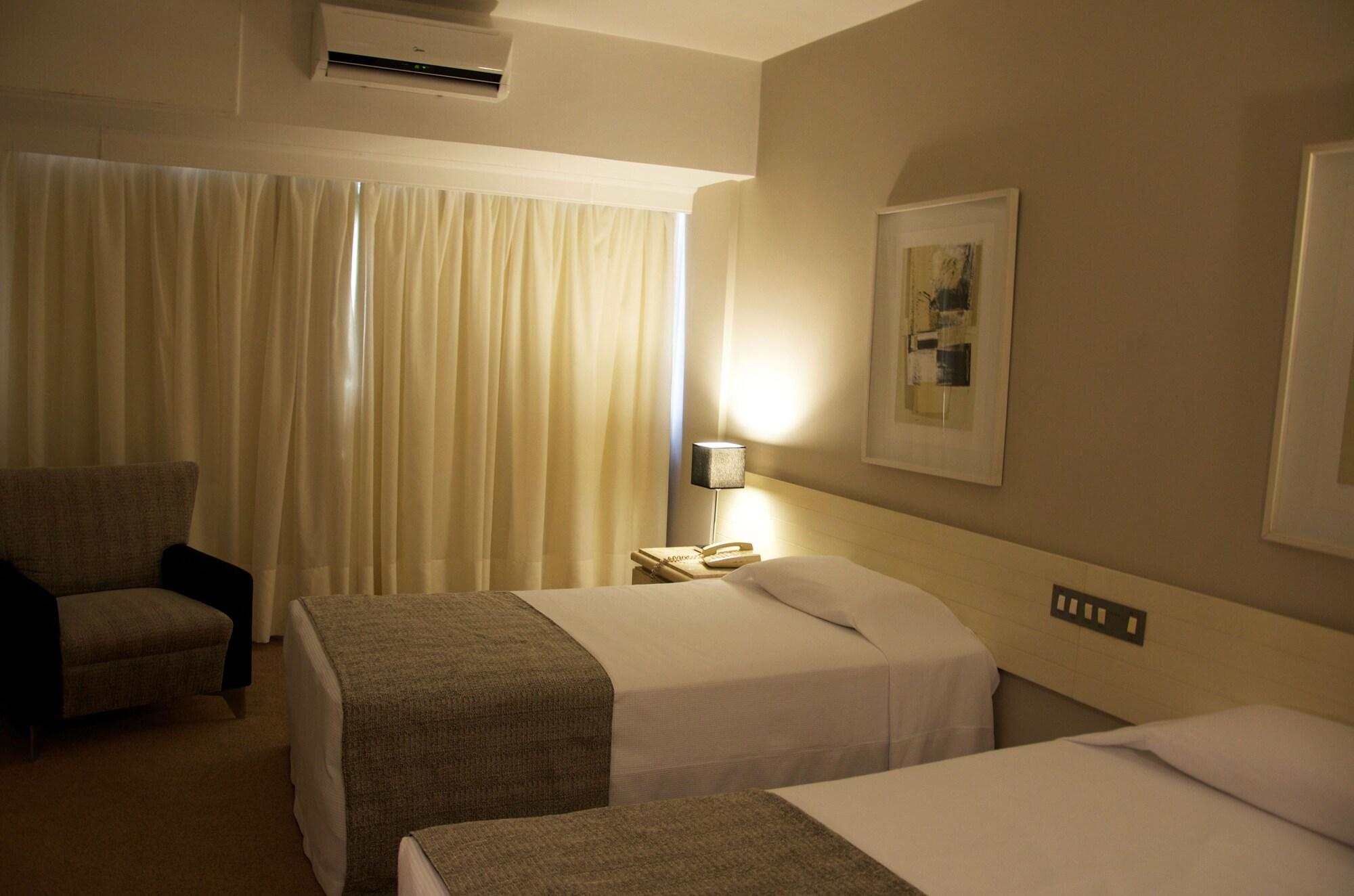 Hotel Victoria Villa Curitiba By Nacional Inn Eksteriør billede
