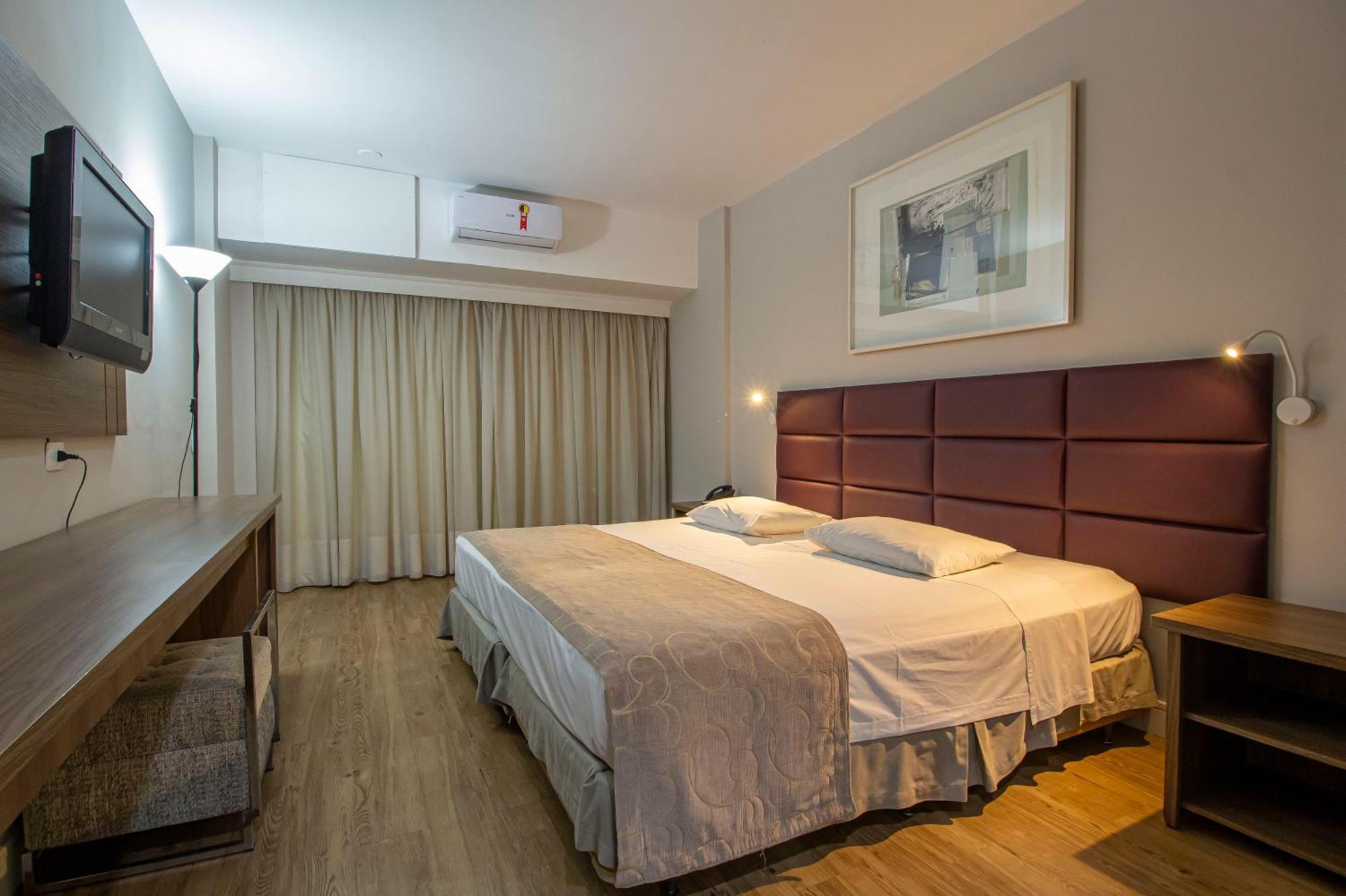 Hotel Victoria Villa Curitiba By Nacional Inn Eksteriør billede