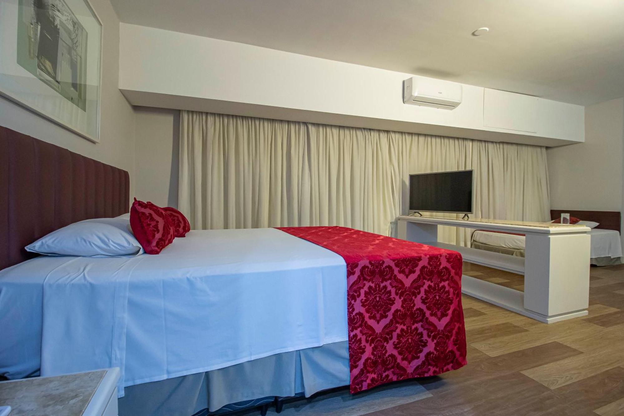Hotel Victoria Villa Curitiba By Nacional Inn Eksteriør billede